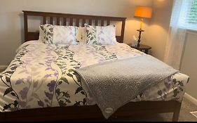 信望爱faith Hope Love King And Queen Bedrooms With Smart Tv And Water Purify System